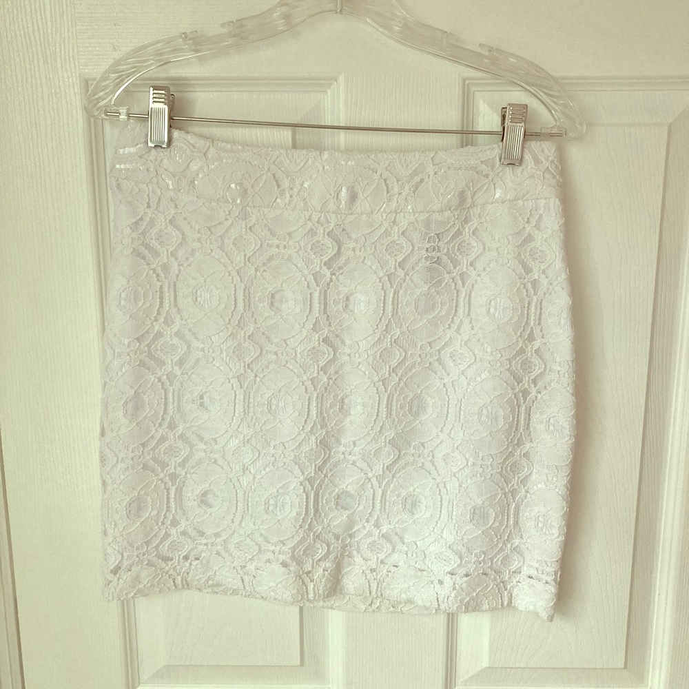 White Lace Kensie skirt